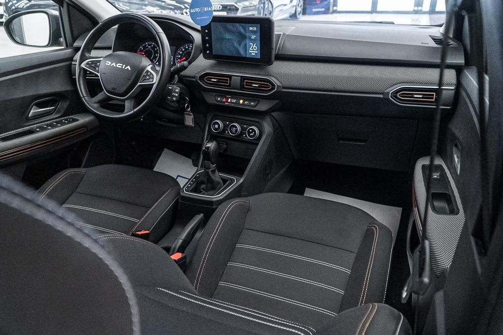 Sandero Stepway 3   automată in garantie nov 2026, privat nu dealer