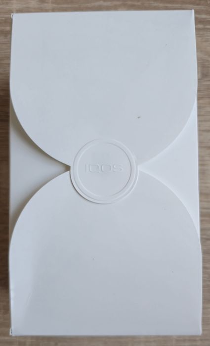 Vând IQOS iluma one gold-NOU