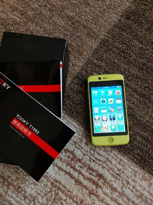 Tooky сотовый телефон. Можно на запчасти.