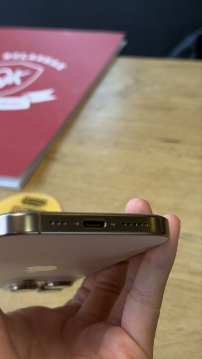 Iphone 16 pro 256gb идеальное состояние