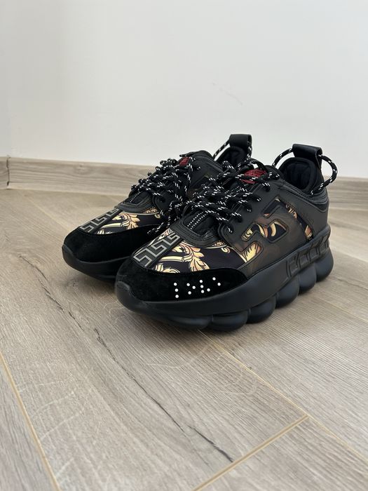 adidasi versace chain