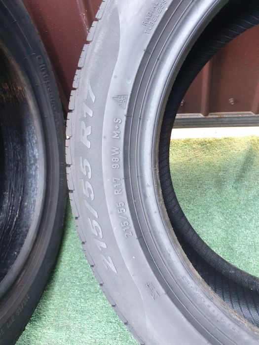 215.55.17 2x Michelin 2x Pirelli