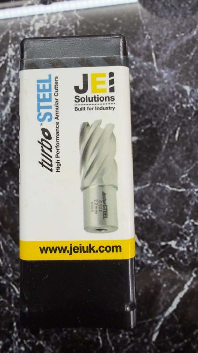 Продавам професионални бор корони за метал''JEI Solution''