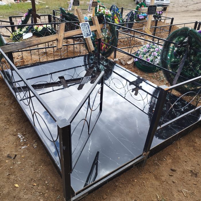 Ескерткiштер. Памятники