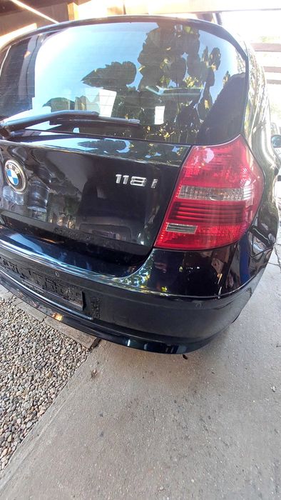 Bmw 118i/2.0 143 cp/ Navigatie/Trapă/Xenon/Angel Eyes/