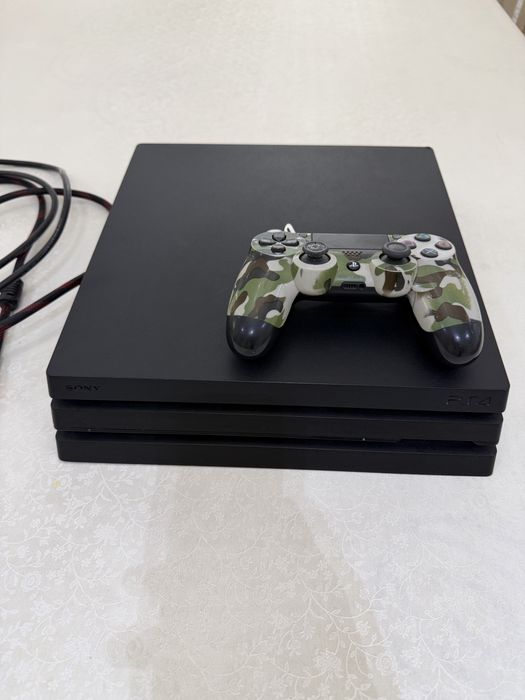 Продаю playstation 4 pro 1tb