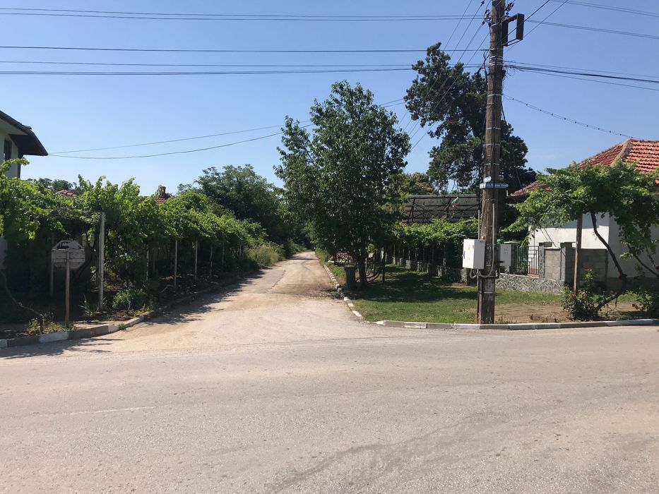 Продава се Къща в Плевен, Идеален център - 1100 кв.м за 12 €/кв.м - Снимка #1