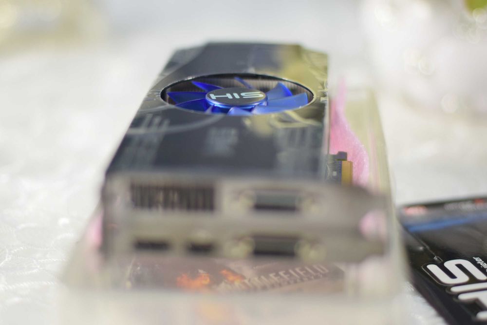 Видеокарта HD5870