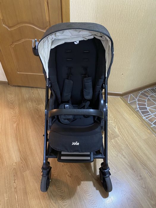 Продам коляску joie chrome