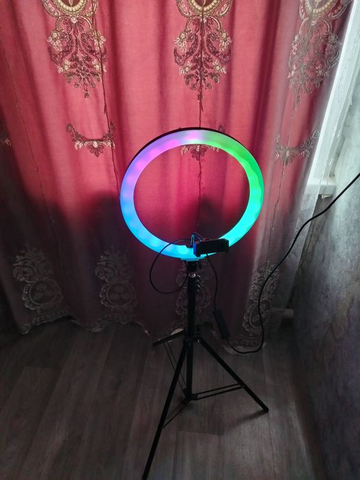 Продам лампу для селфи в Самарке!