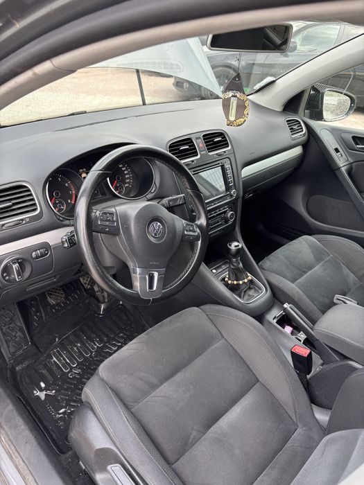 VW Golf 6 1.4 TSI 122, 6 trepte| Înmatriculat RO | Highline / Alcantara | 180k km reali
