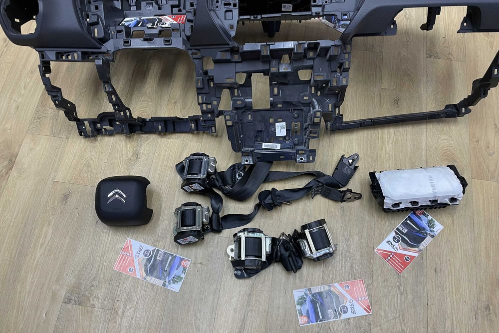 Citroen C4 III - plansa de bord - kit airbag -  centuri de siguranta