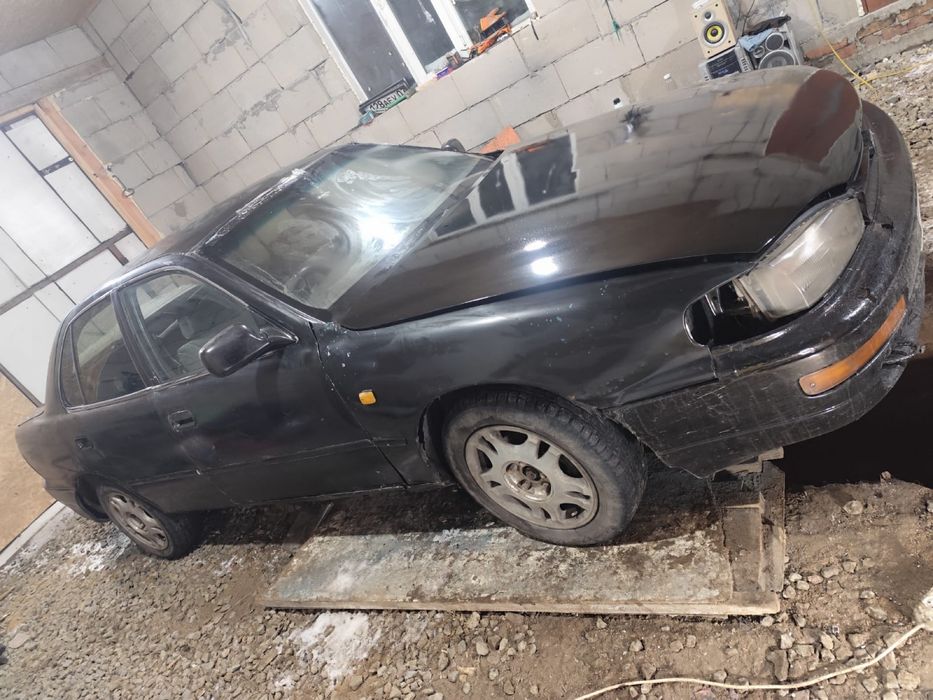 Тойота камри 1.8 автомат