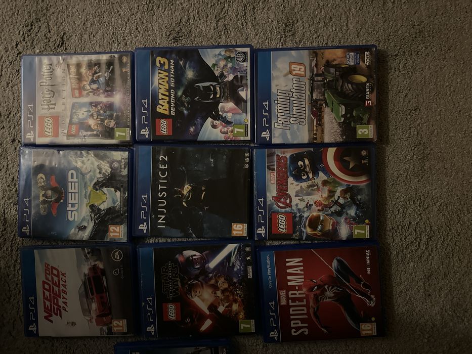 PS4  + джойстик.