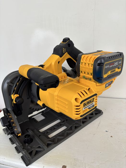 DEWALT DCS520 FlexVolt Circular Precizie Ca Nou!
