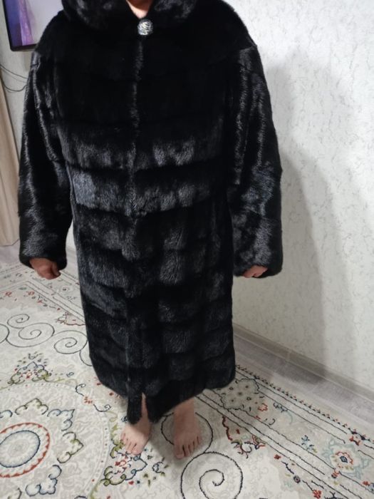 Норкавая шуба черный бриллиант