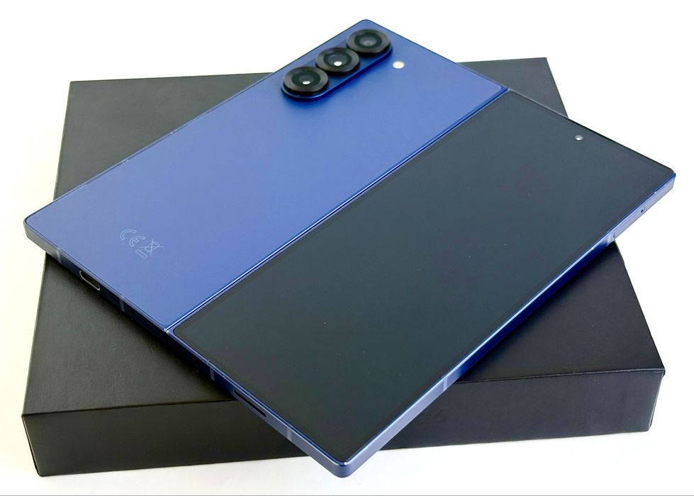 Samsung Galaxy Z Fold 6 5G 512GB 12RAM Navy Отличен! Гаранция!