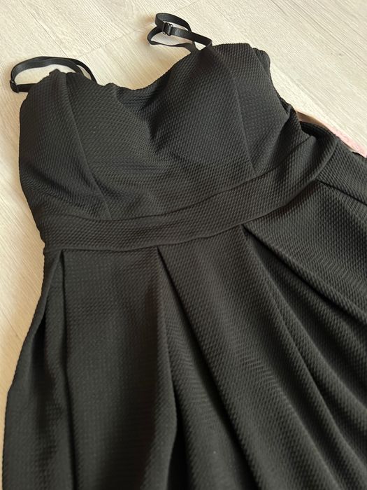 Дамска черна рокля