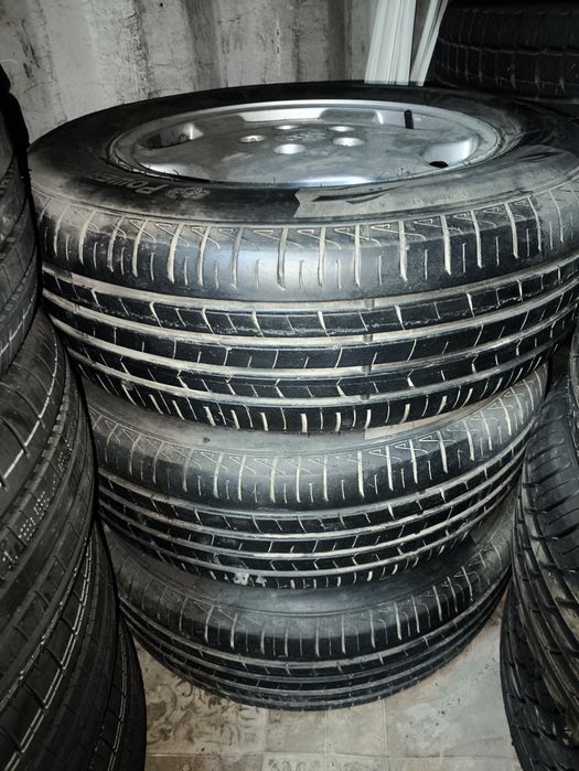 Продам комлект шины с дисками R 15