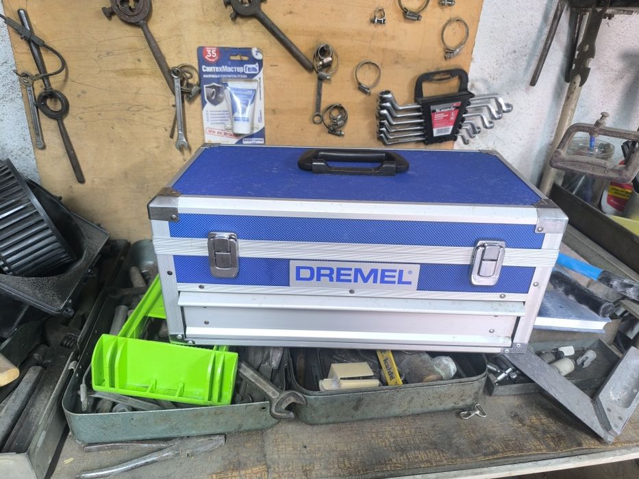 Гравер Dremel 4000