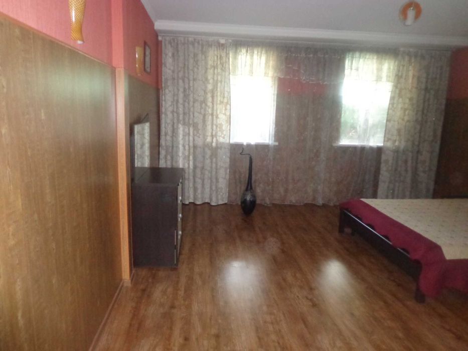 Сдам комнату 25 м в особняке