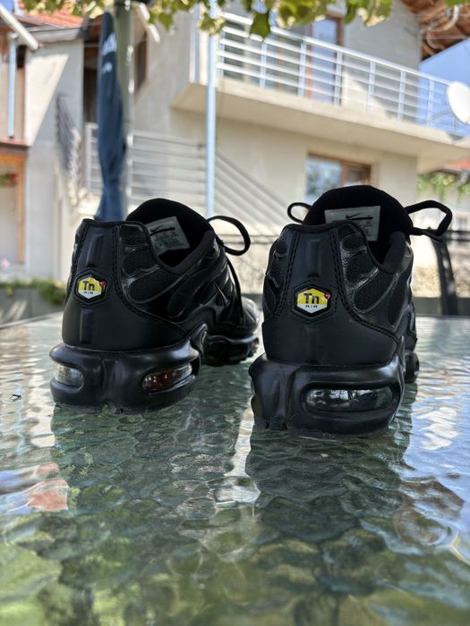 NIKE AIR MAX TN Triple Black