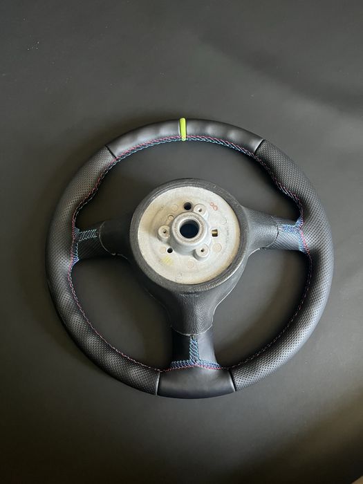 Волан BMW M-tech 2   370mm