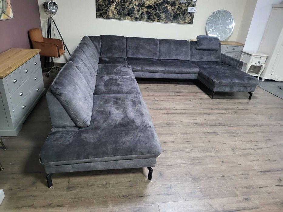 Голям сив П образен ъглов диван от плат с ел. лежанка "LS701521"