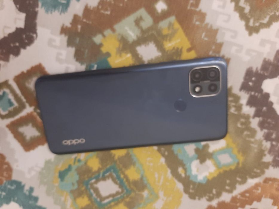 Oppo a15s 64 gb.