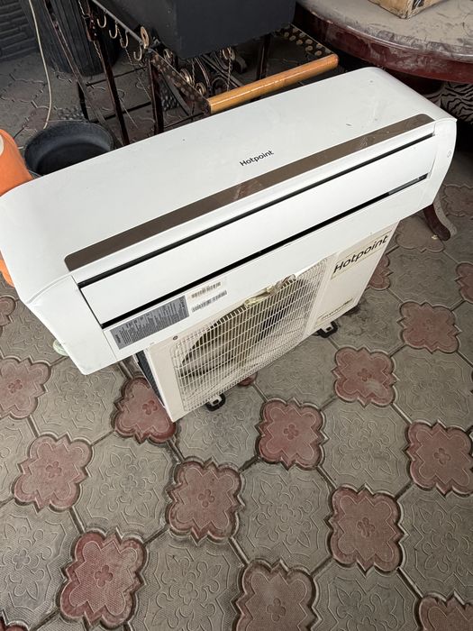 Кондиционер Hotpoint