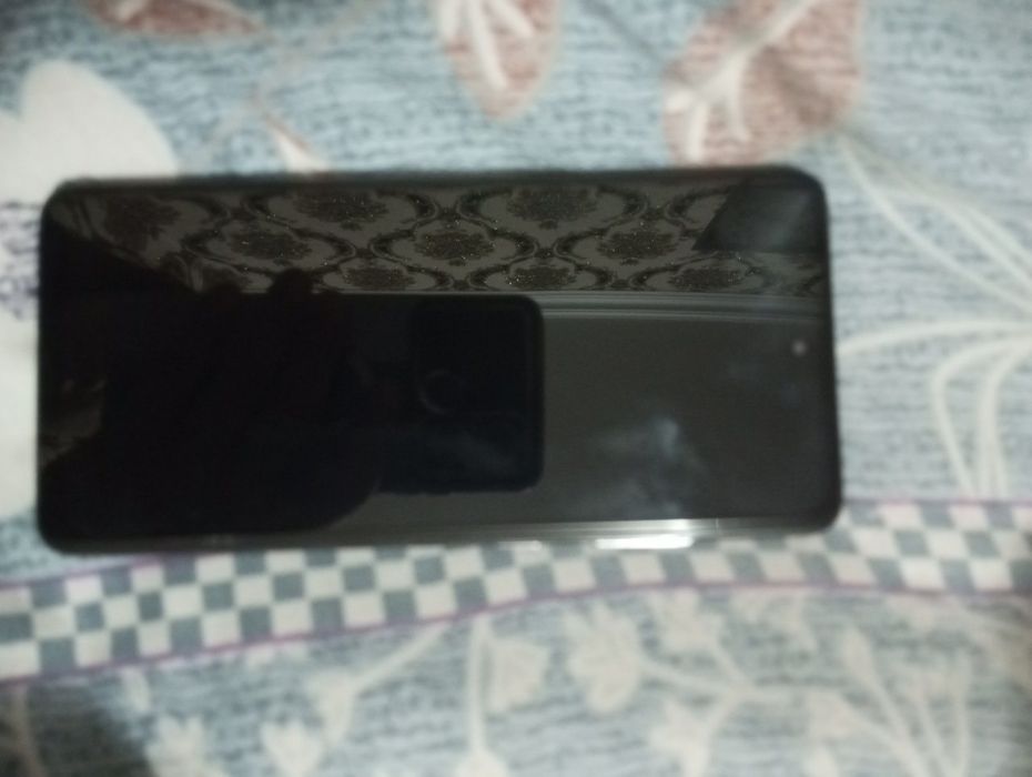 Samsung galaxy A52 1mln.500ming narx kelishamiz