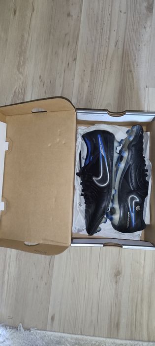 Бутонки Nike Legend 10 ELITE FG