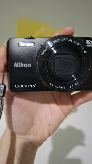 Компактен дигитален фотоапарат камера NIKON COOLPIX 7000