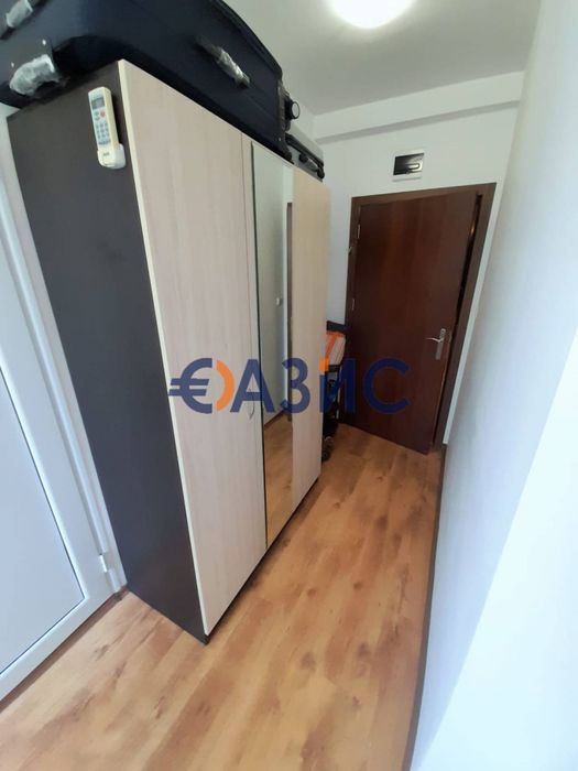 Продава се Двустаен апартамент в к.к. Слънчев бряг - 50 кв.м за 1160 €/кв.м - Снимка #2
