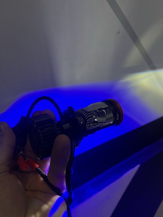 Y7D Led H4 kok oq yonadigan