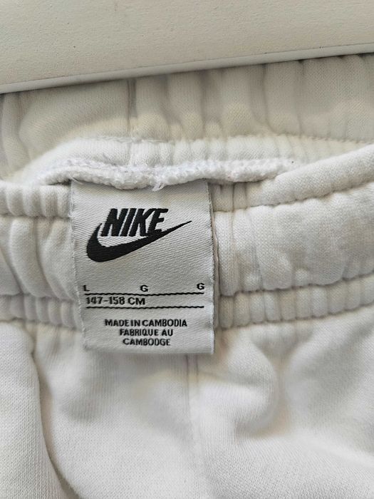 Nike оригинална долница