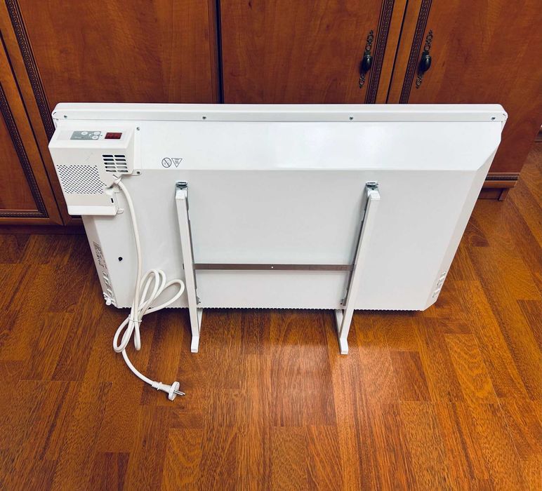 Конвектор 2000W Airelec Tactic Pro[електронен термостат/дигитално управление]