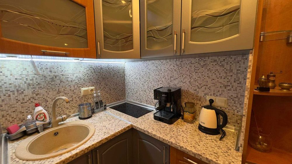 Дава се под наем Двустаен апартамент в Бургас, Сарафово - 60 кв.м за 612 € - Снимка #5