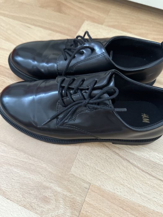 Pantofi mărime 39 H&M