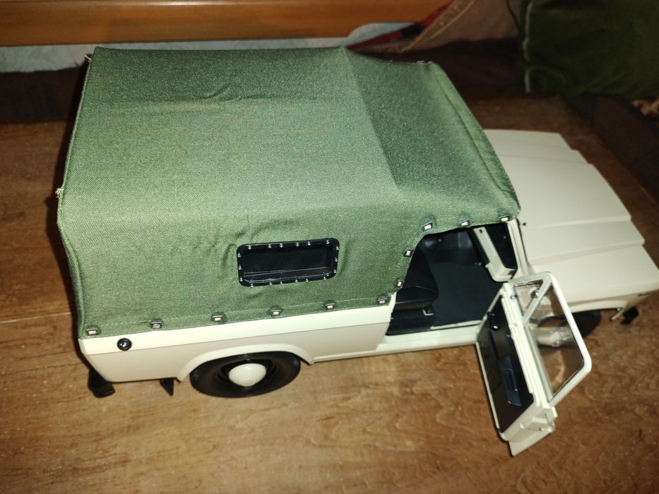 VIND MACHETĂ ARO 240 NOUĂ impecabilă preț 5000 ron