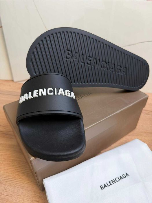 Balenciaga чехли 44