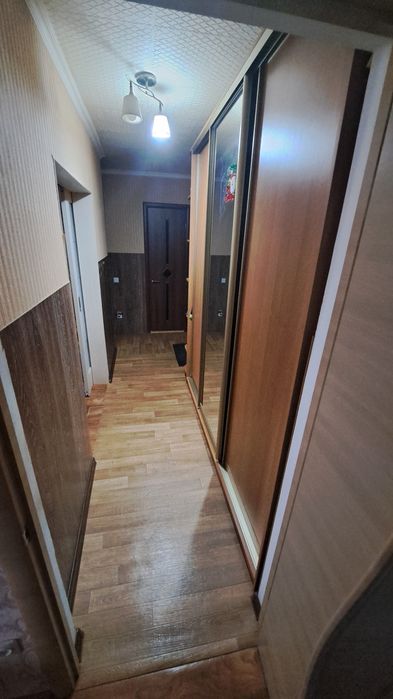 Продам 2 ух комнатную квартиру