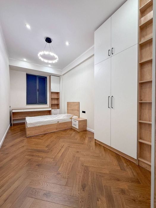 Продается 3/8/8 EDISON park