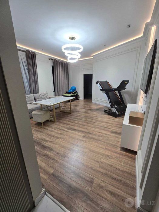 *Новастройка Мерас 2ком квартира в центре.Махала ракат, Рынок аския