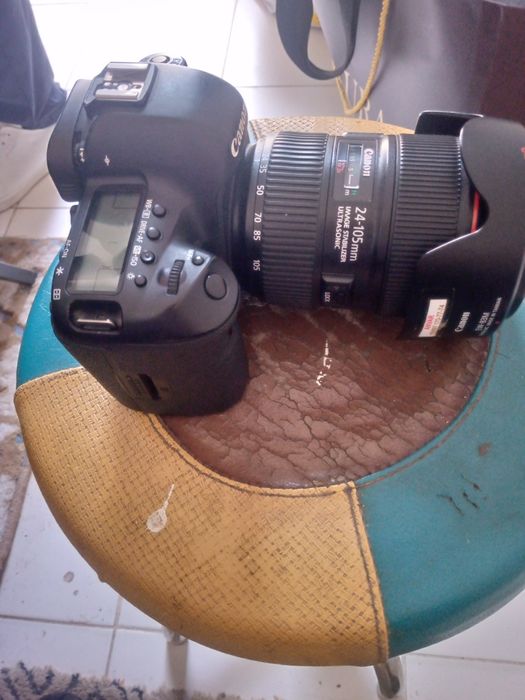 Canon  5D mark 4