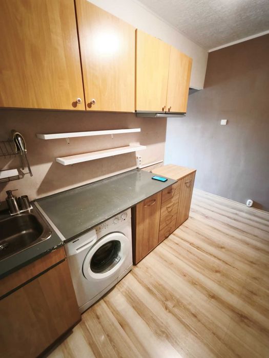Продавам преустроен двустаен апартамент в гр. Перник кв. Проучване - снимка 3