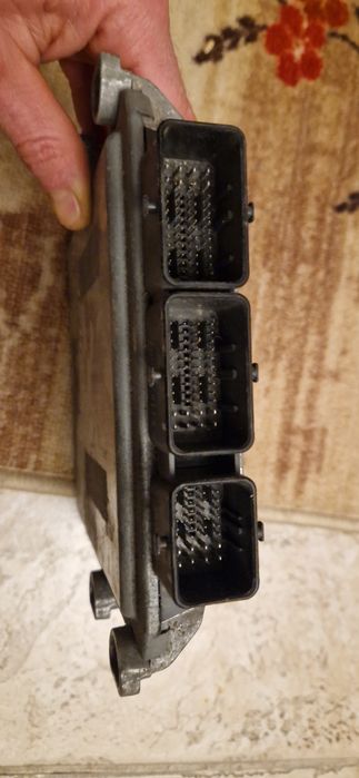 Peugeot 407 2.0 hdi ECU