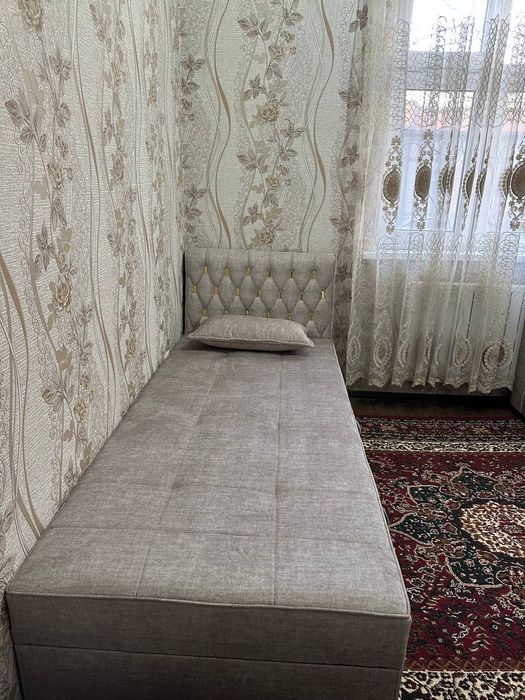 Sotiladi bir kishilik divan