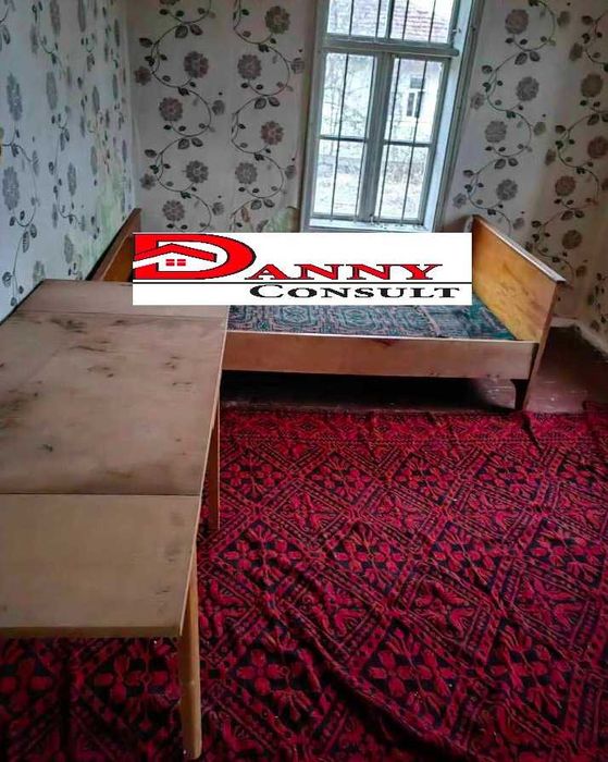 Едноетажна къща за продажба в с. Родина