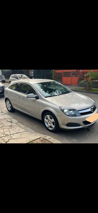 Opel astra H GTC  1.6 benzină